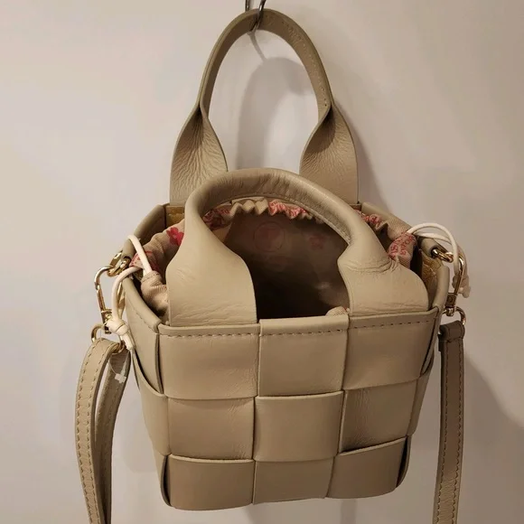 Persaman New York Italy Made Selma Genuine Leather Tiny Tote/Shoulder Bag NWOT - Picture 3 of 16